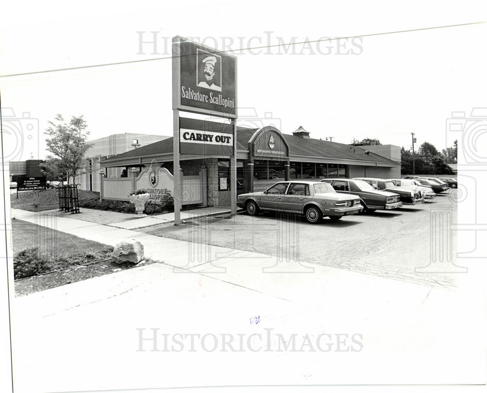 1984 Press Photo Salvatore Scallopini Italian dining US - Historic Images