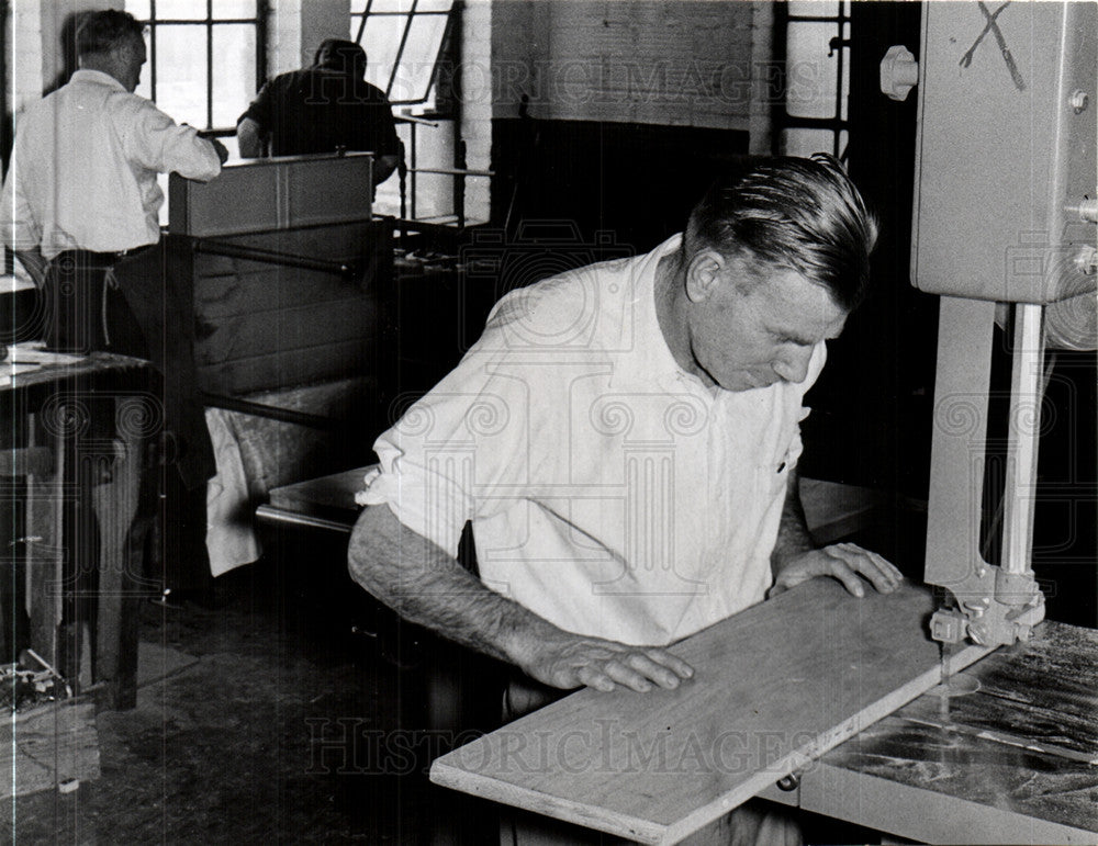 1956 Press Photo John Carpentry Feeling Usefulness - Historic Images