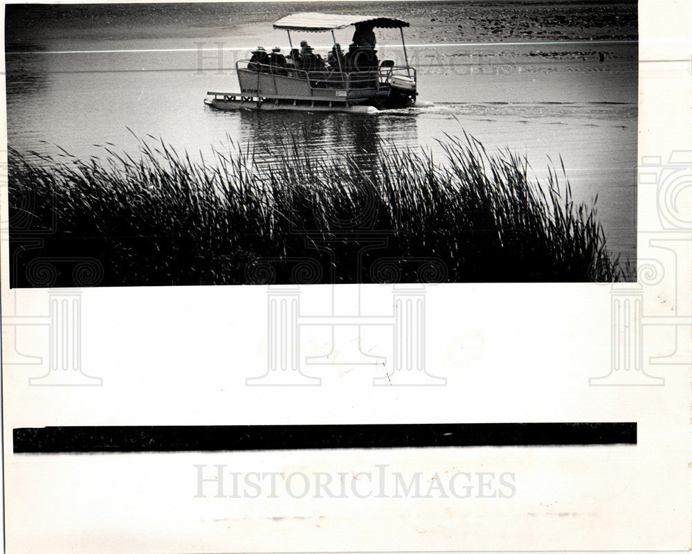 1971 Press Photo Salvation Army camp boat ride lake - Historic Images