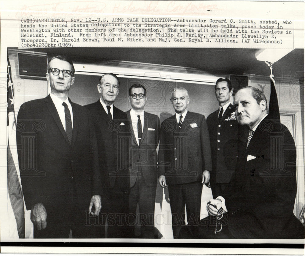 1969 Press Photo Ambassador Gerard C. Smith USA - Historic Images