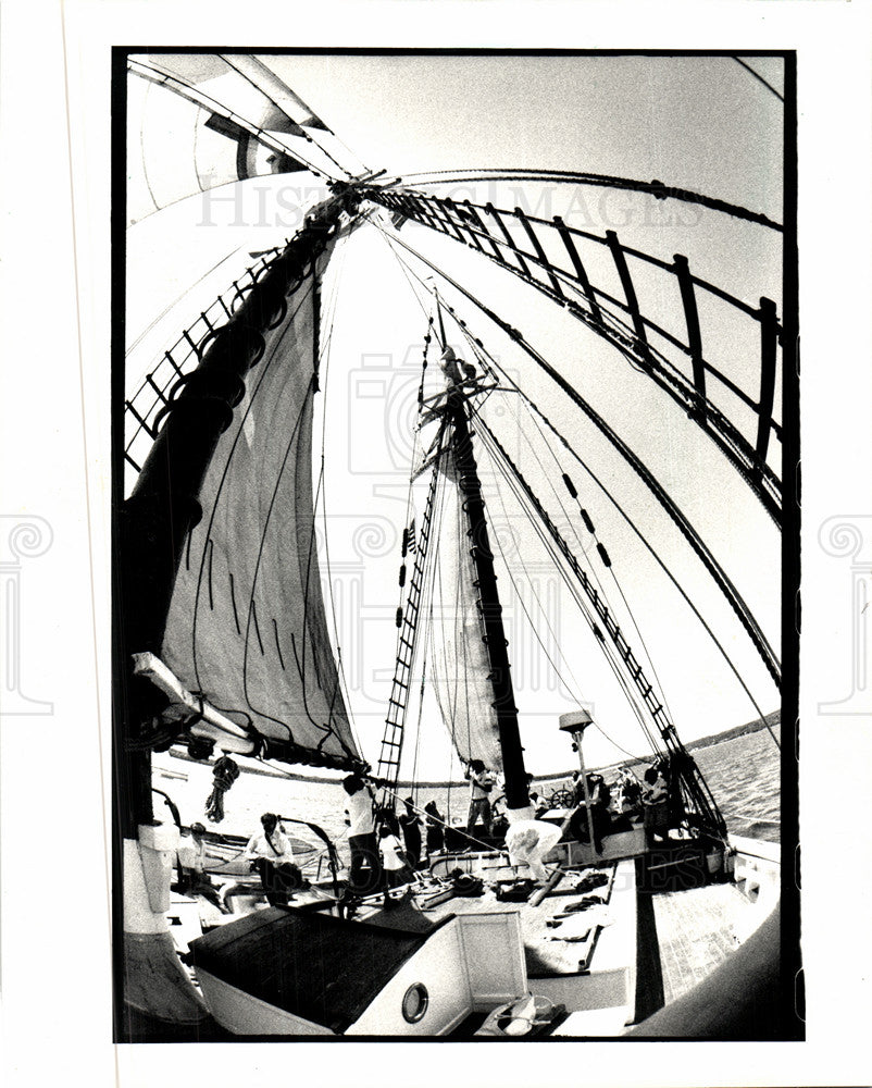 1987 Press Photo Sesquicentennial ship - Historic Images