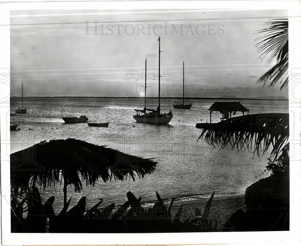 1919 Press Photo Bonaire coastal view vacation - Historic Images