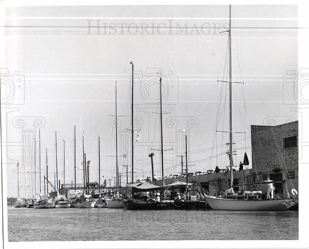 1960 Press Photo Sail boats Sailing - Historic Images