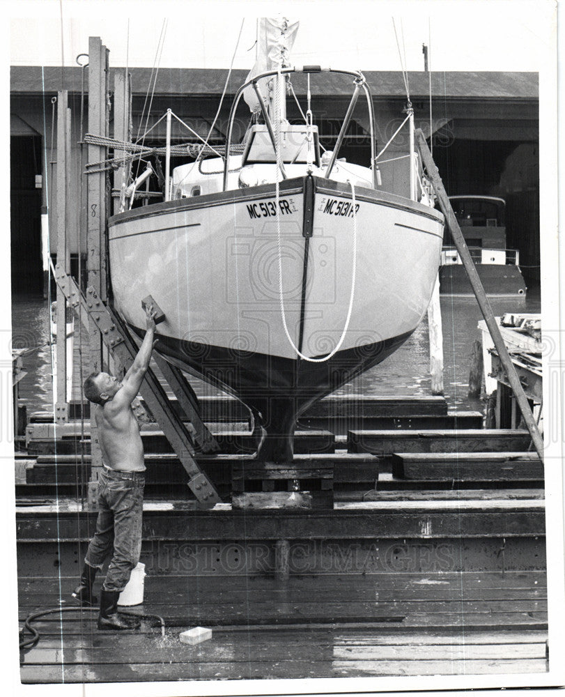 Press Photo sailboats sailing bayview - Historic Images