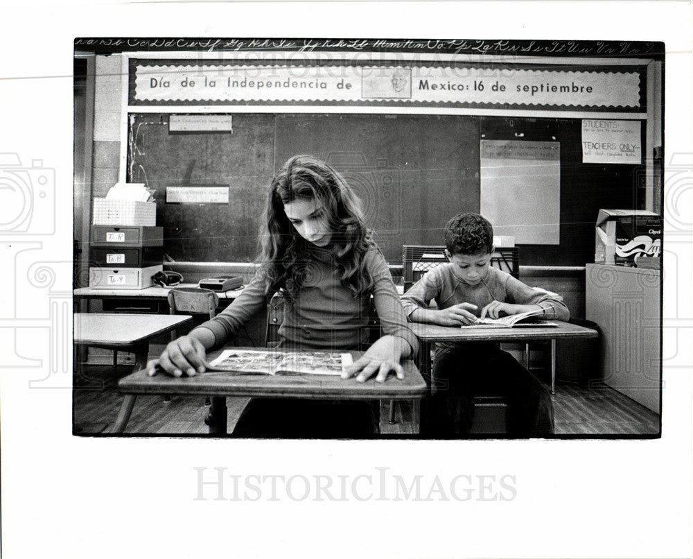 1976 Press Photo school bilingual education students - Historic Images