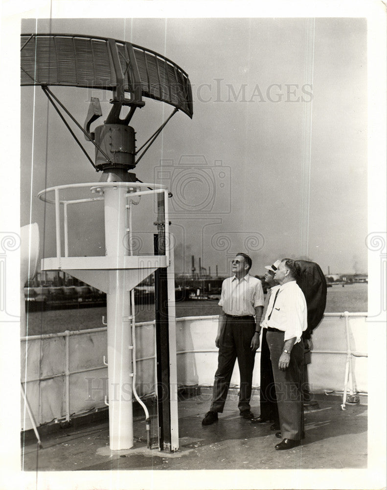 1946 Press Photo Raytheon antenna Atlantic Mariner Dunn - Historic Images