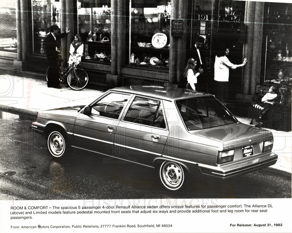 1983 Press Photo Room &amp; Comfort Sedan Alliance DL - Historic Images