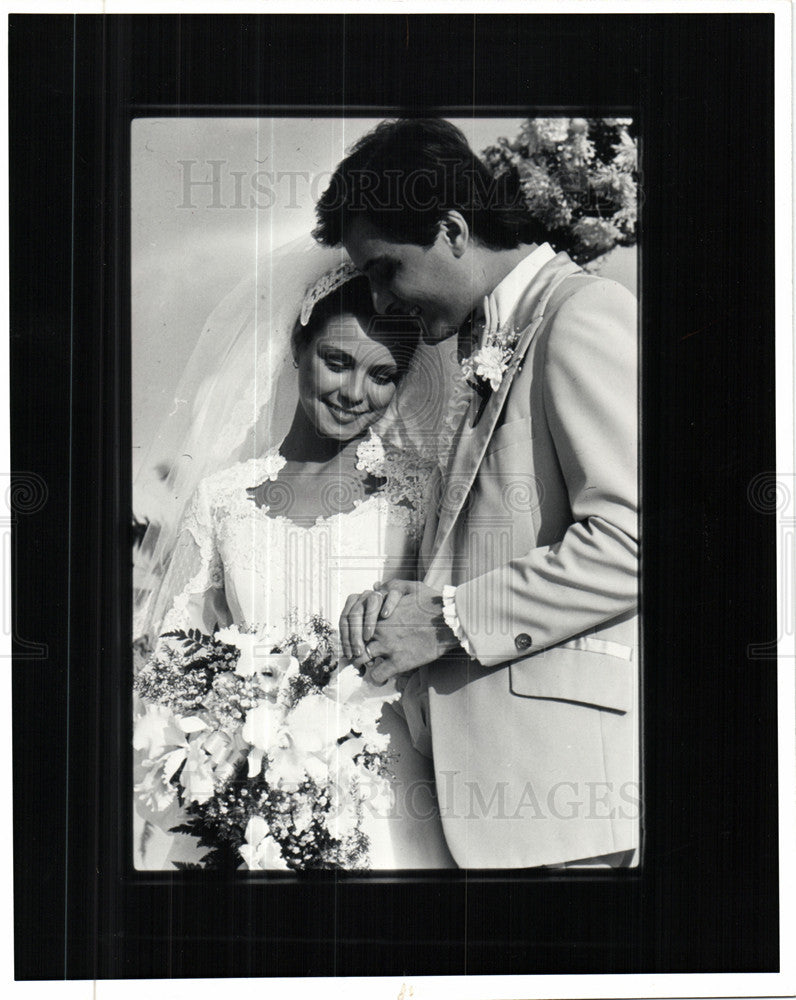 1982 Press Photo RMS Queen Mary couple wedding bride - Historic Images