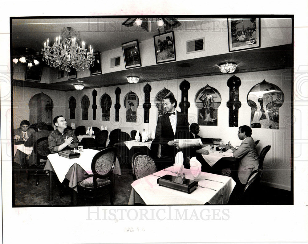 1986 Press Photo Passage to India restaurant romantic - Historic Images