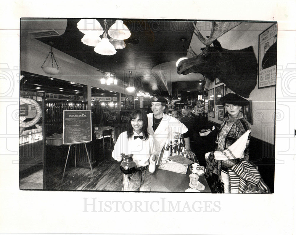 1990 Press Photo Union Street Restaurant Ron Steward - Historic Images