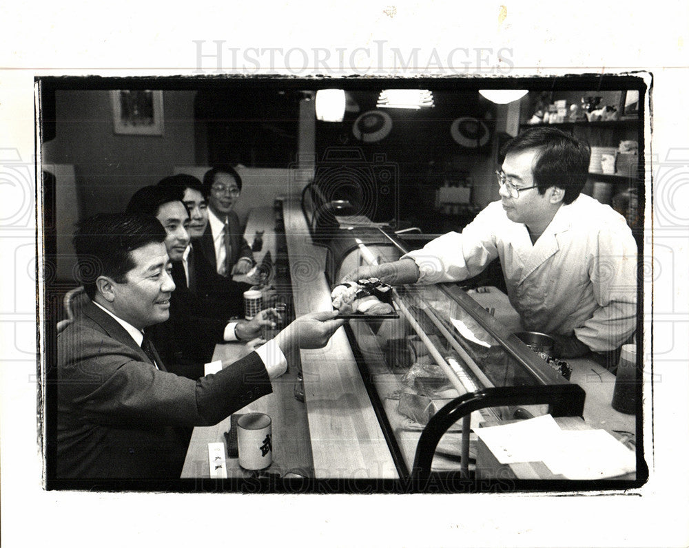 1988 Press Photo Musashi sushi bar Japanese restaurant - Historic Images