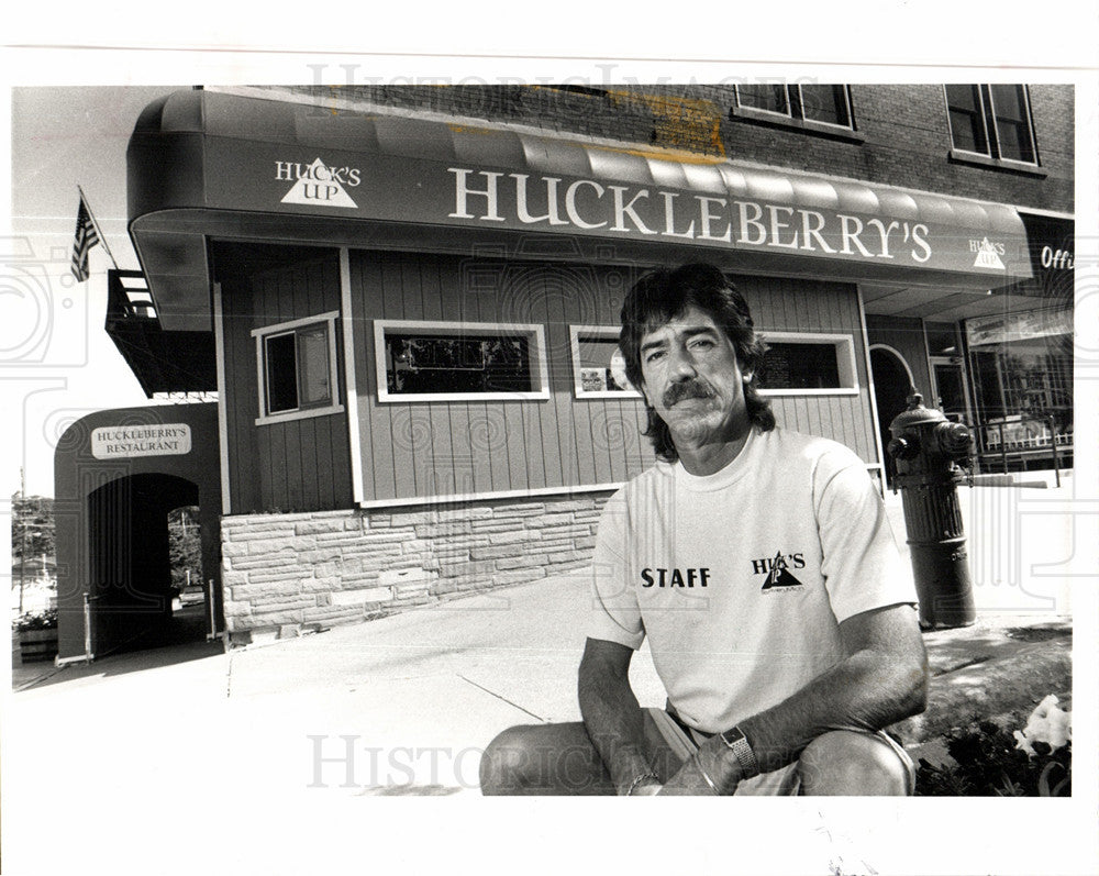 1991 Press Photo Huckleberry&#39;s Huck&#39;s Up Restaurant - Historic Images