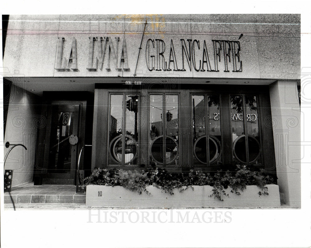 1990 Press Photo La Luna Grancaffe Italian a la carte - Historic Images