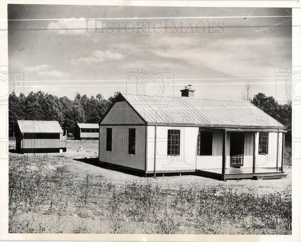 Press Photo KILOGRE FAMILY - Historic Images