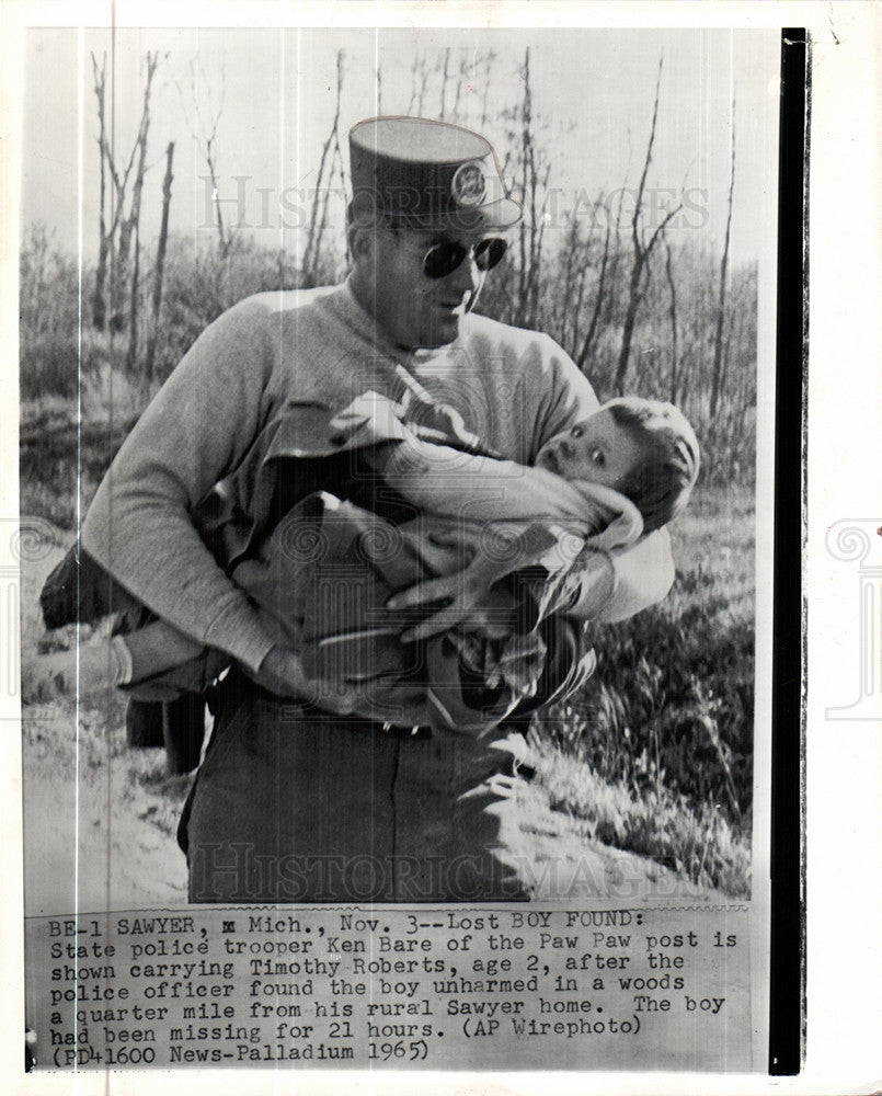 1965 Press Photo Timothy Roberts, Ken Bare, rescue - Historic Images