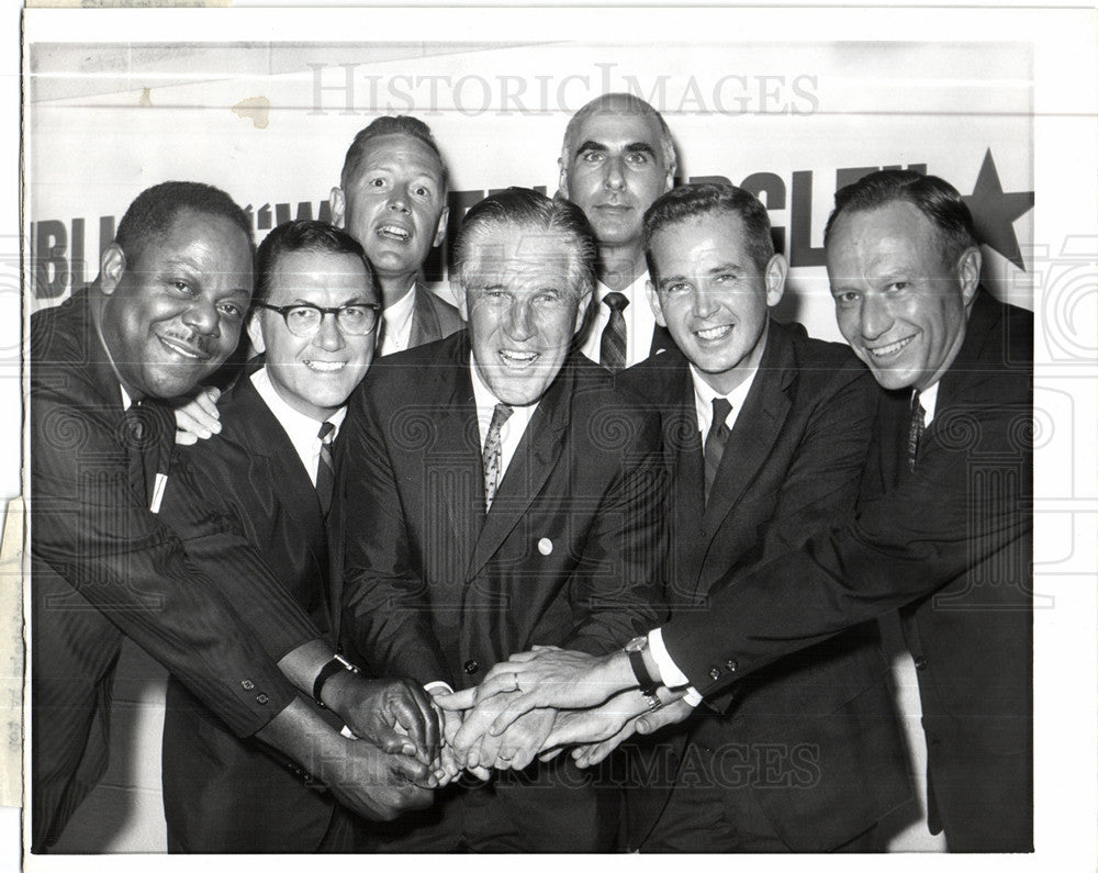 1966 Press Photo Michigan Governor George Romney - Historic Images