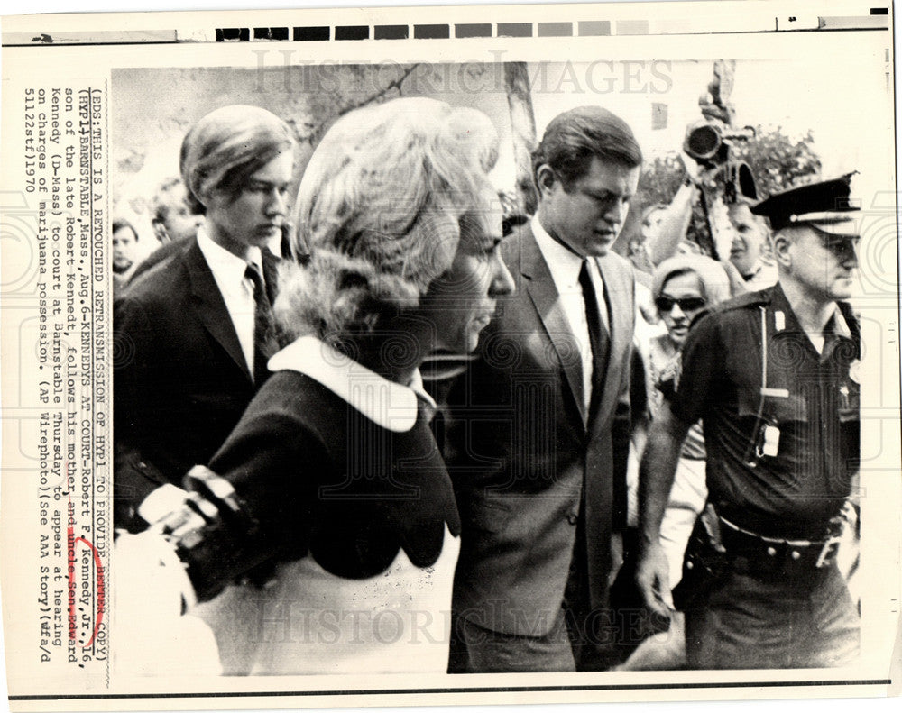 1970 Press Photo ROBERT KENNEDY COURT Edward Kennedy - Historic Images