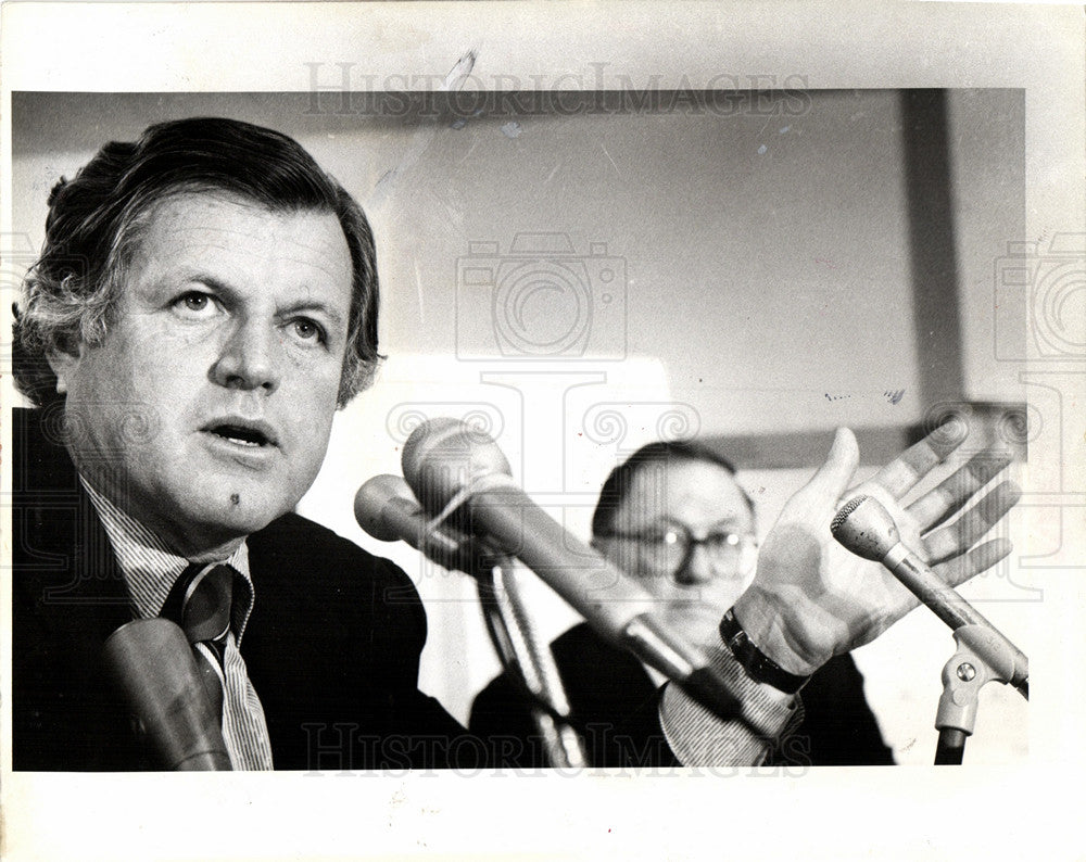 1981 Press Photo Edward Ted Kennedy U.S. Senate - Historic Images