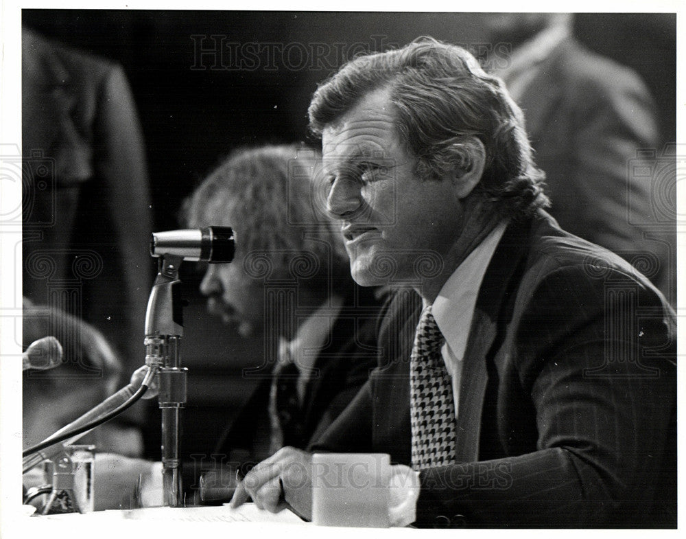 Press Photo Ted Kennedy Senator Democratic Party - Historic Images