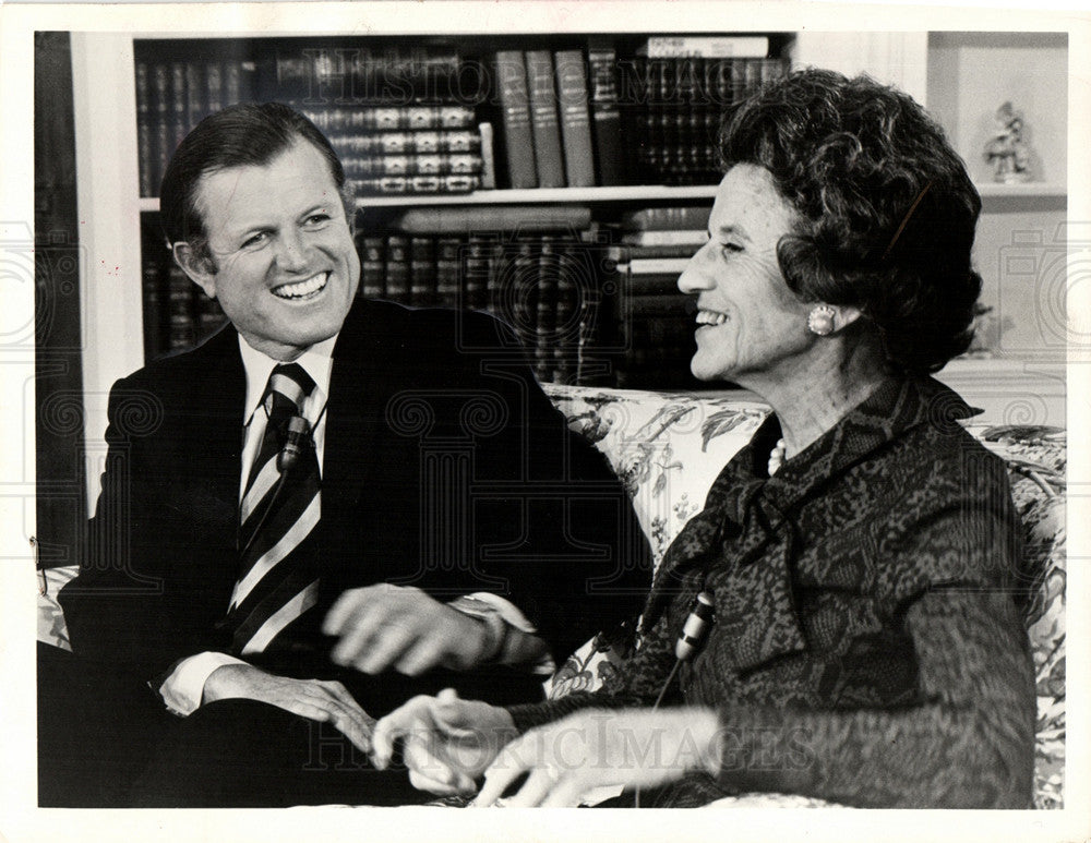 1974 Press Photo Edward Ted Kennedy Rose Fitzgerald mom - Historic Images