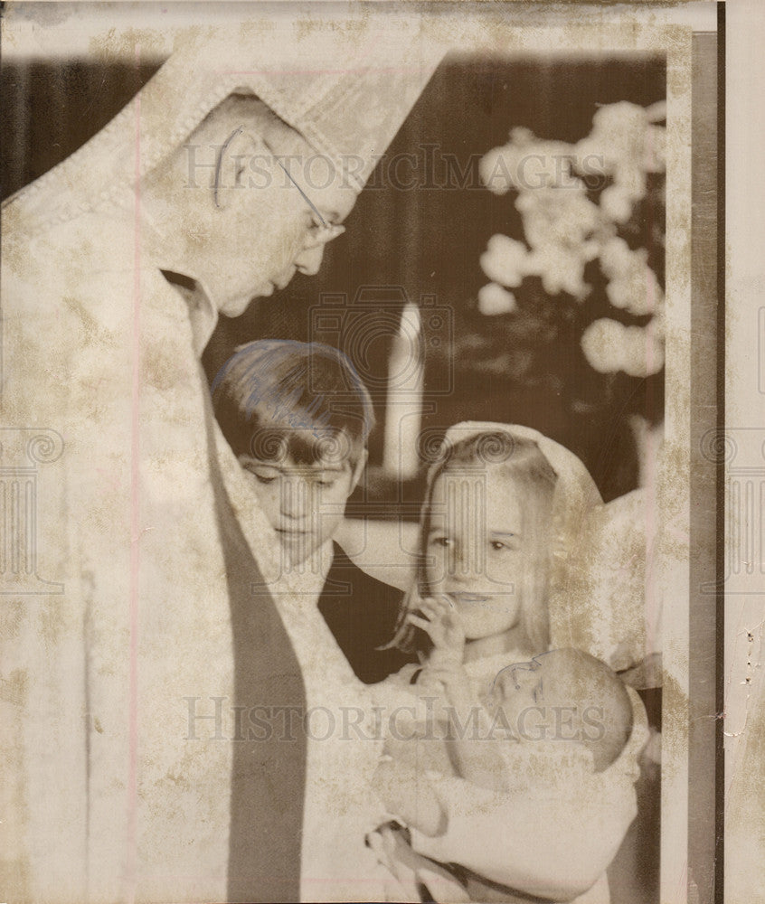 1969 Press Photo Kennedy Christening Rory Sen.Kennedy - Historic Images