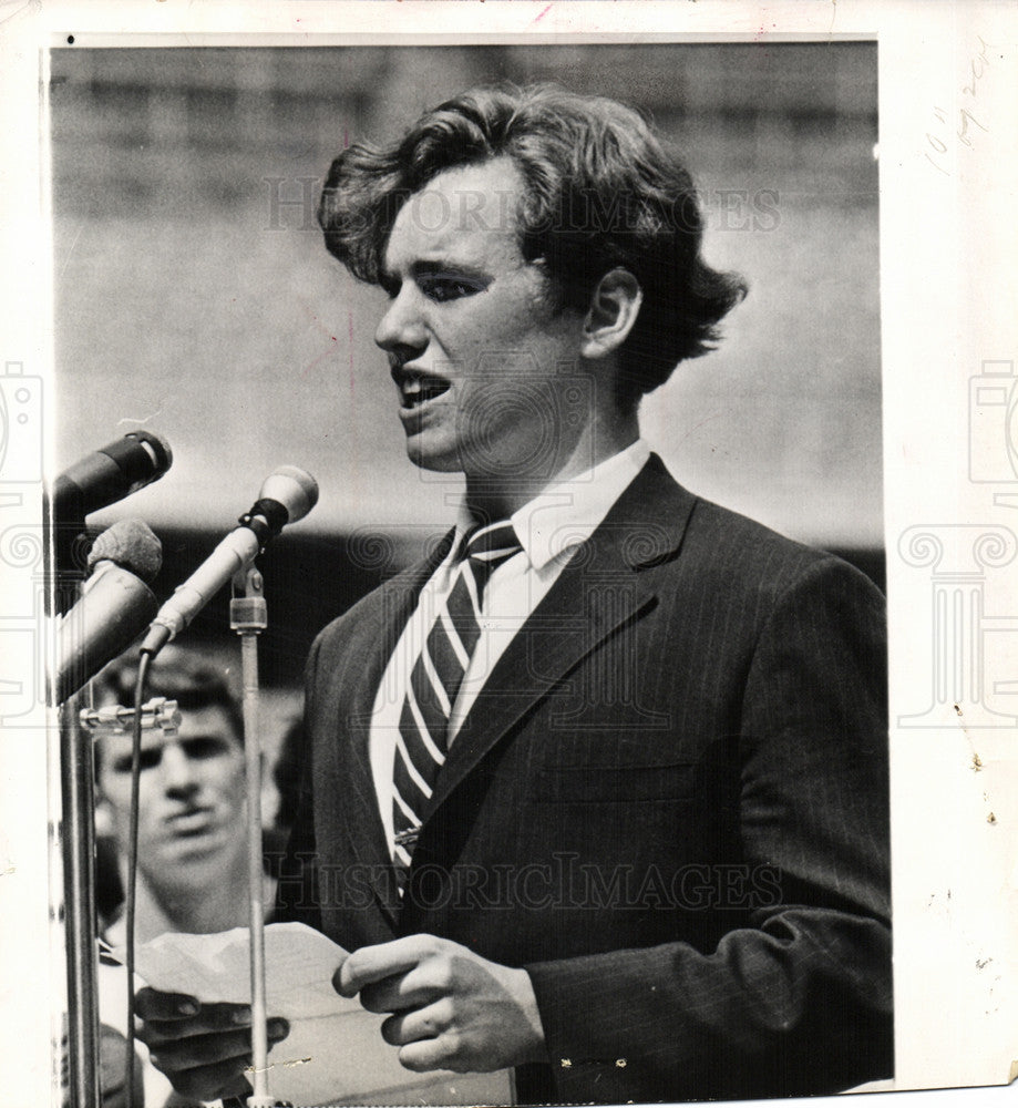 1972 Press Photo Joseph P Kennedy III Africa visit - Historic Images