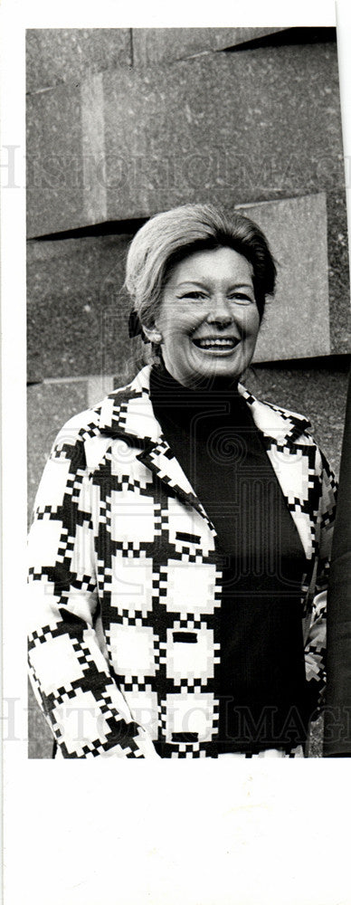 1968 Press Photo Mrs. Ernest A. Jones, Bloomfield Hills - Historic Images