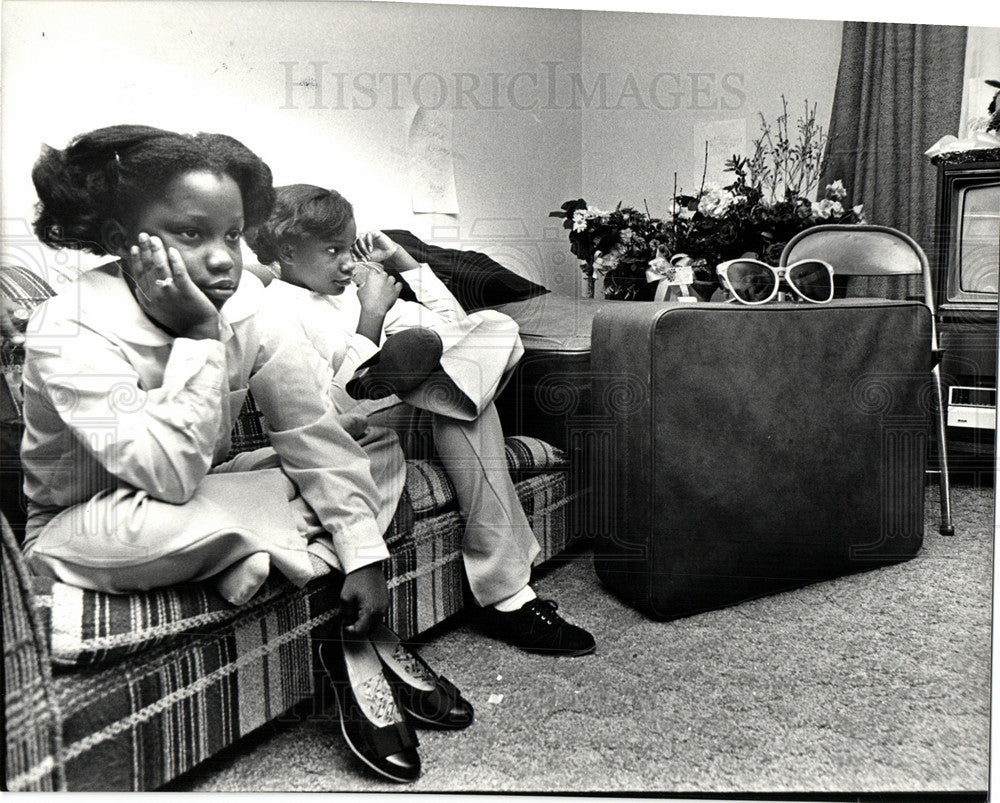 1981 Press Photo Charles Jones, Karl, Candice - Historic Images