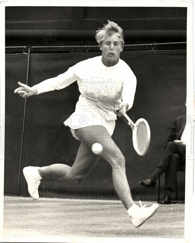 1967 Press Photo Ann Jones Mary Ann Eisal Wimbledon - Historic Images