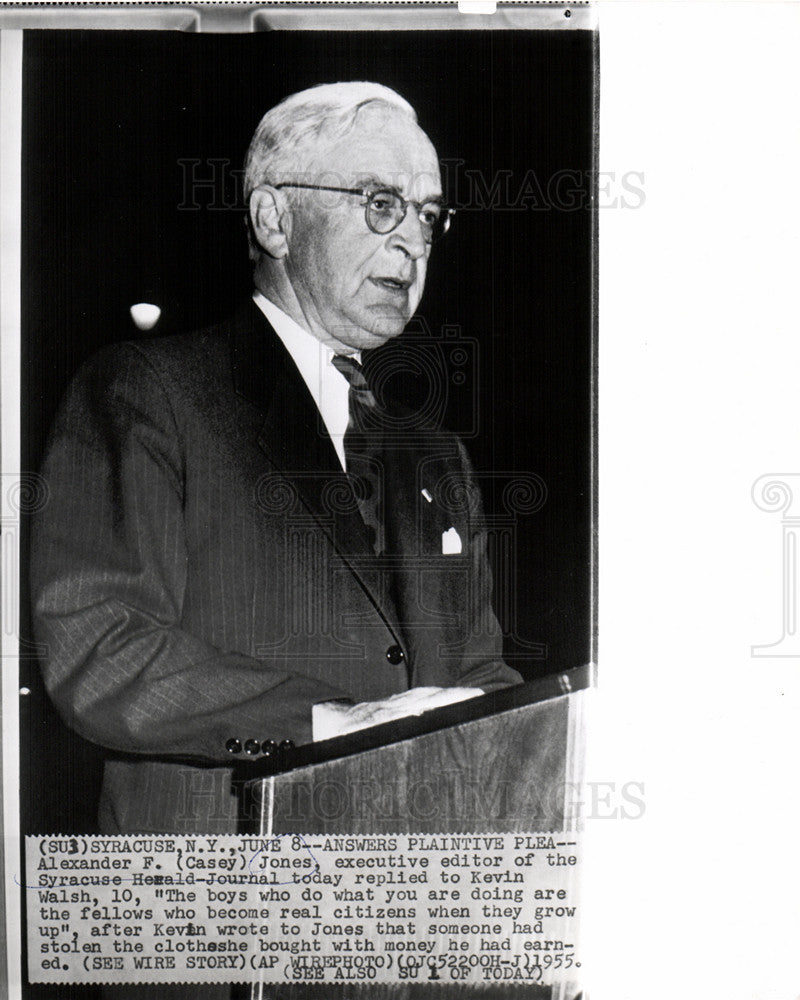 1955 Press Photo Alexander Jones Syracuse Speaking - Historic Images