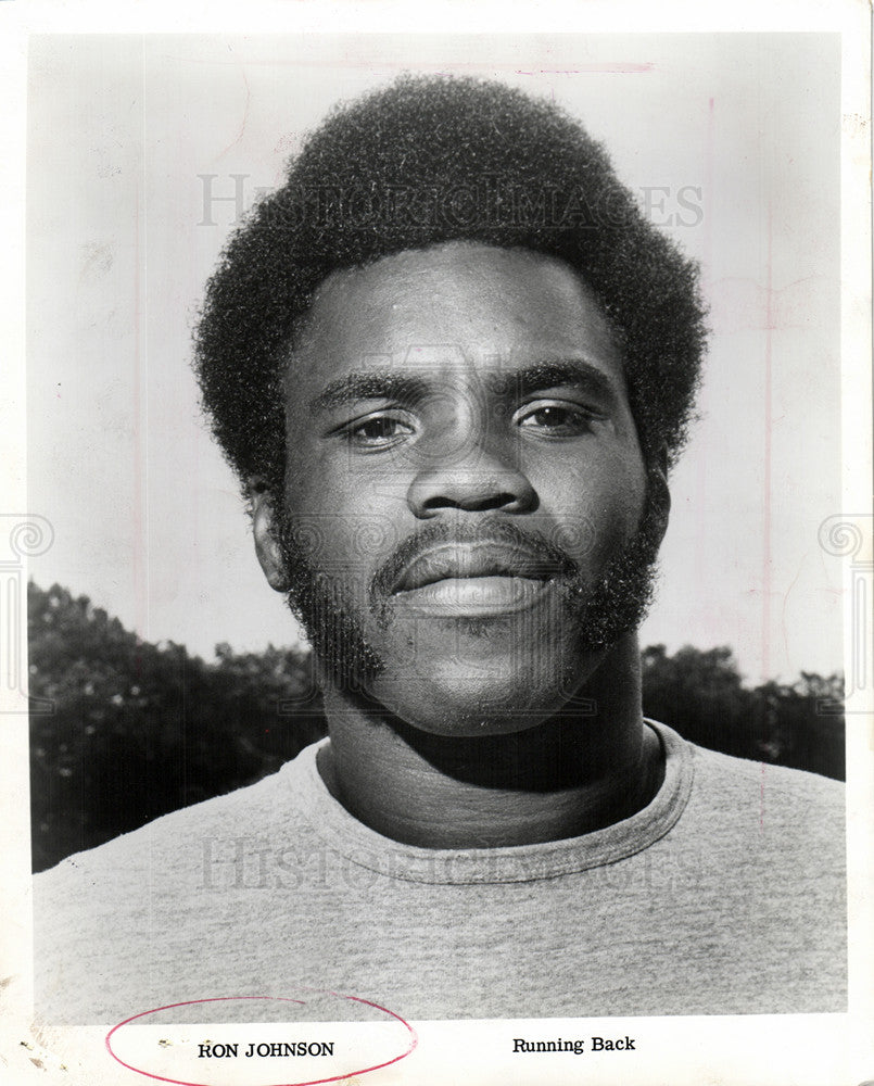 1976 Press Photo ron johnson football running back - Historic Images