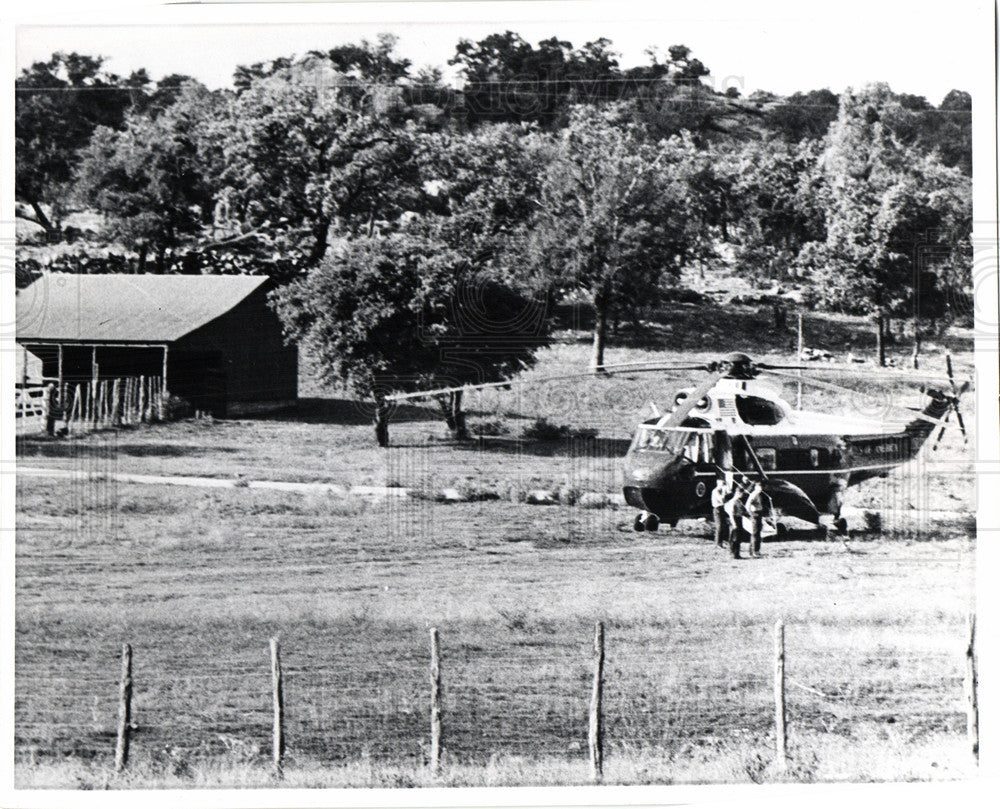 Press Photo Helicopter President Ranch Sandy Texas - Historic Images