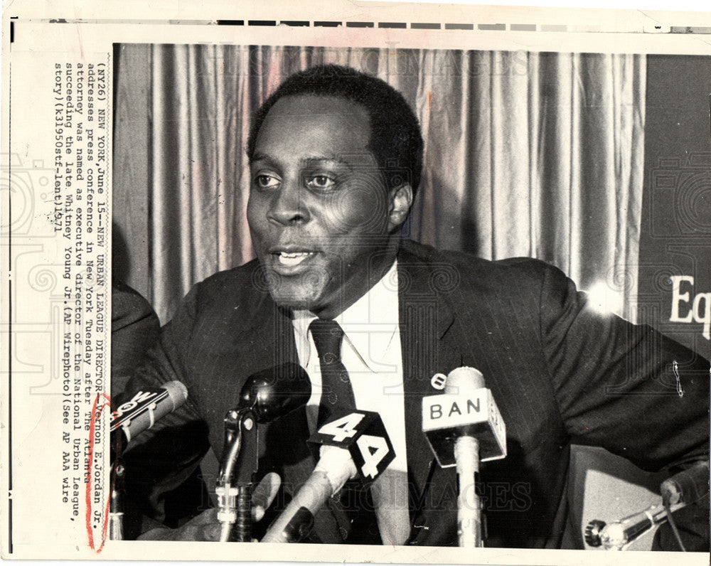 1971 Press Photo Vernon E Jordan Jr Urban League - Historic Images