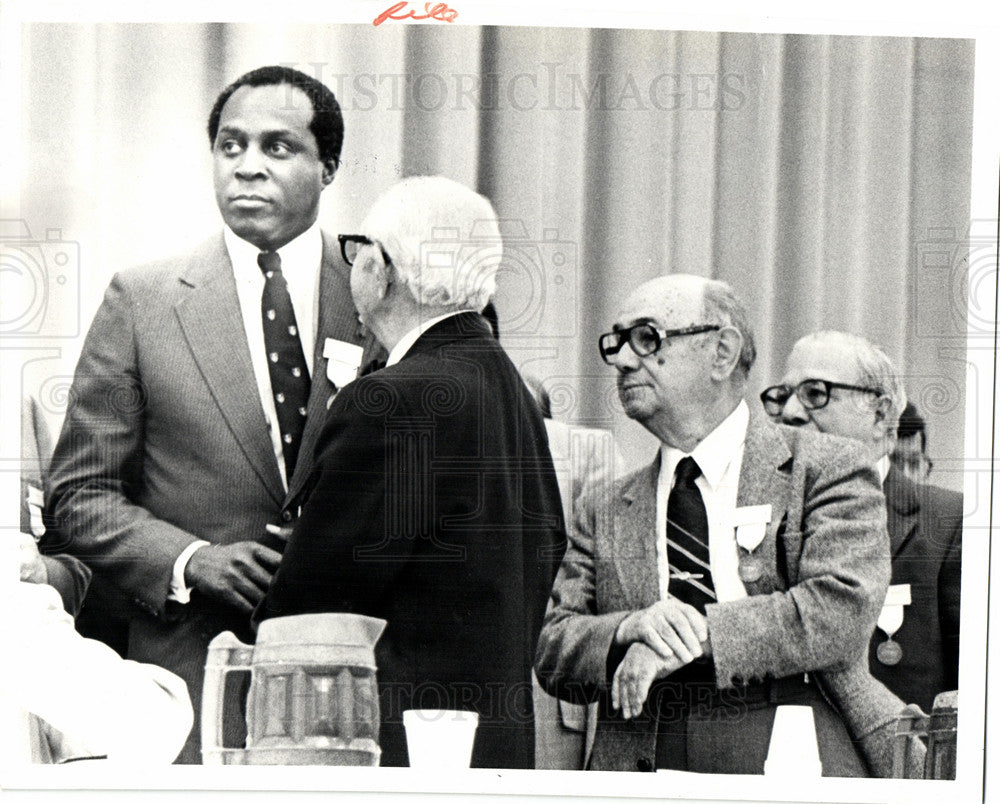 1981 Press Photo Vernon Jordan union officials - Historic Images