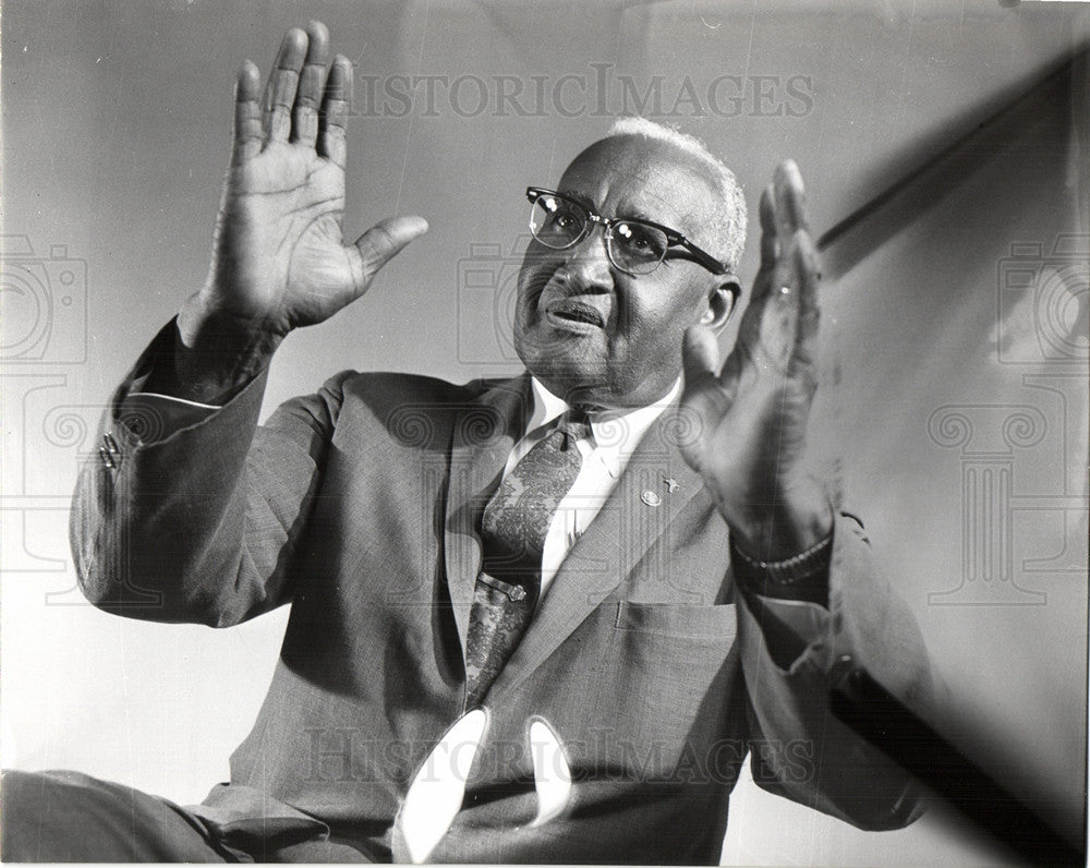1966 Press Photo Rev David Jordan - Historic Images