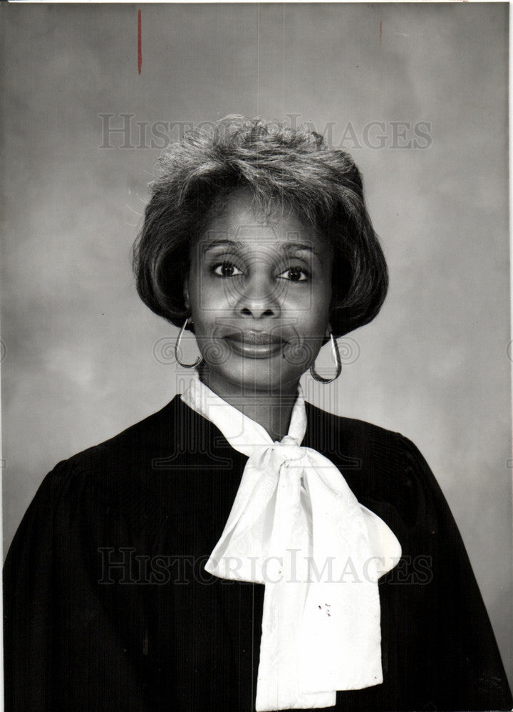 1990 Press Photo Vera Massey Jones Detroit IFF trial - Historic Images