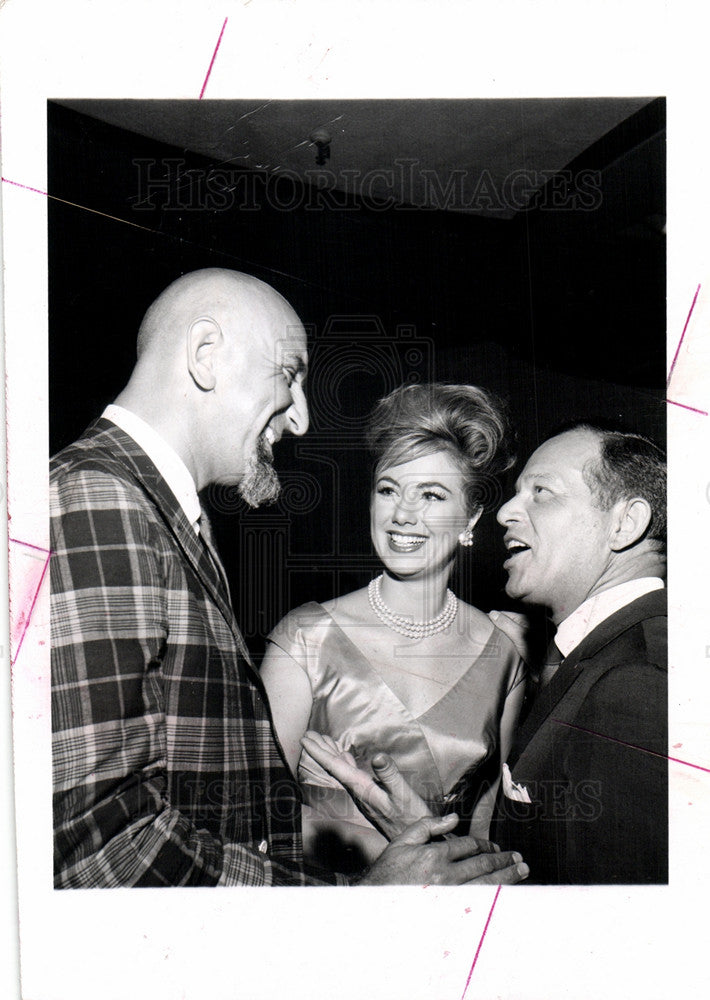 1962 Press Photo discussion group laugh - Historic Images