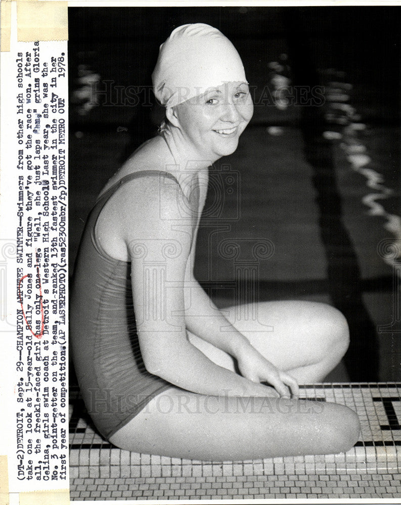 1978 Press Photo Sally Jones swimming amputee - Historic Images