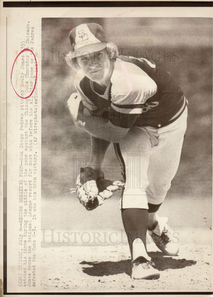 1976 Press Photo Randy Jones Padres Breaks Record Wins - Historic Images