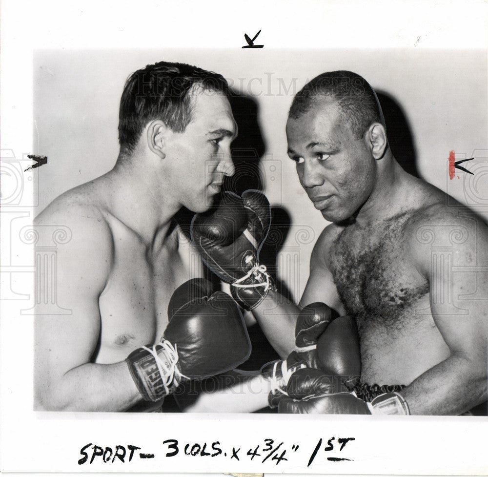 1957 Press Photo Tiger Jones Boxer - Historic Images