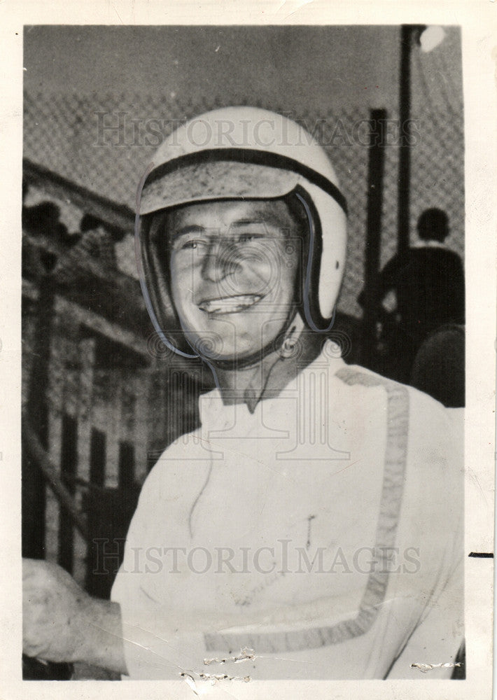 1961 Press Photo Parnelli Jones Race Car Driver Racing - Historic Images