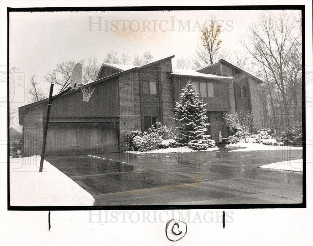 1989 Press Photo Harry Kalasho house Bloomfield - Historic Images