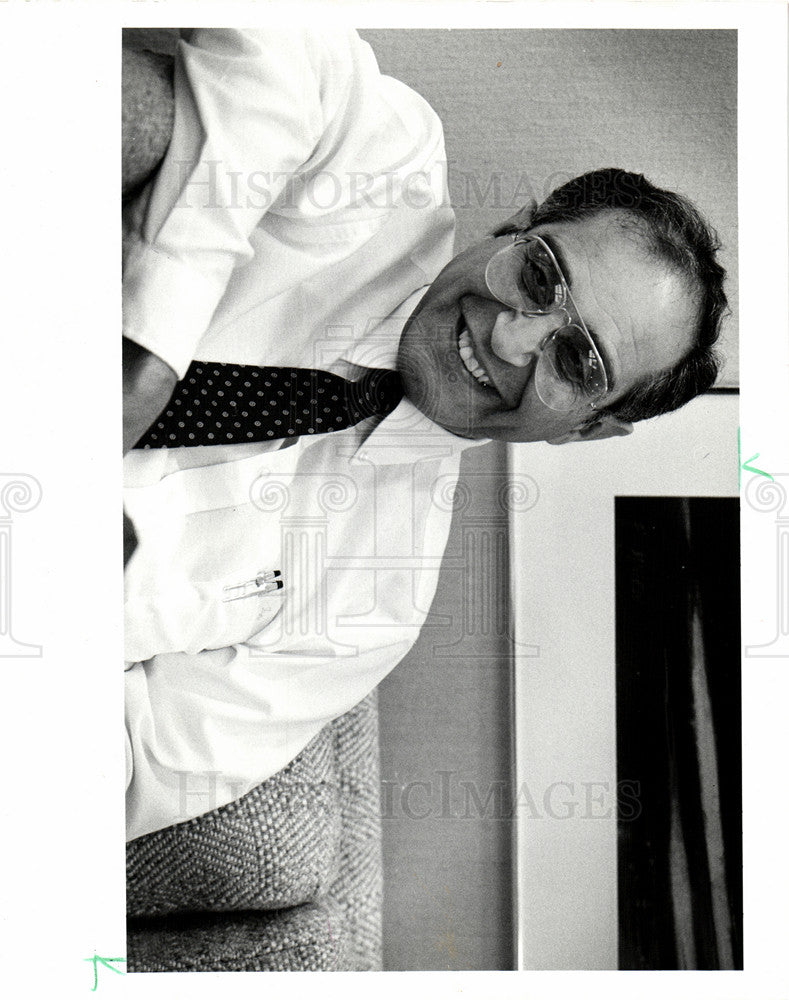 Press Photo Harry kalajian - Historic Images