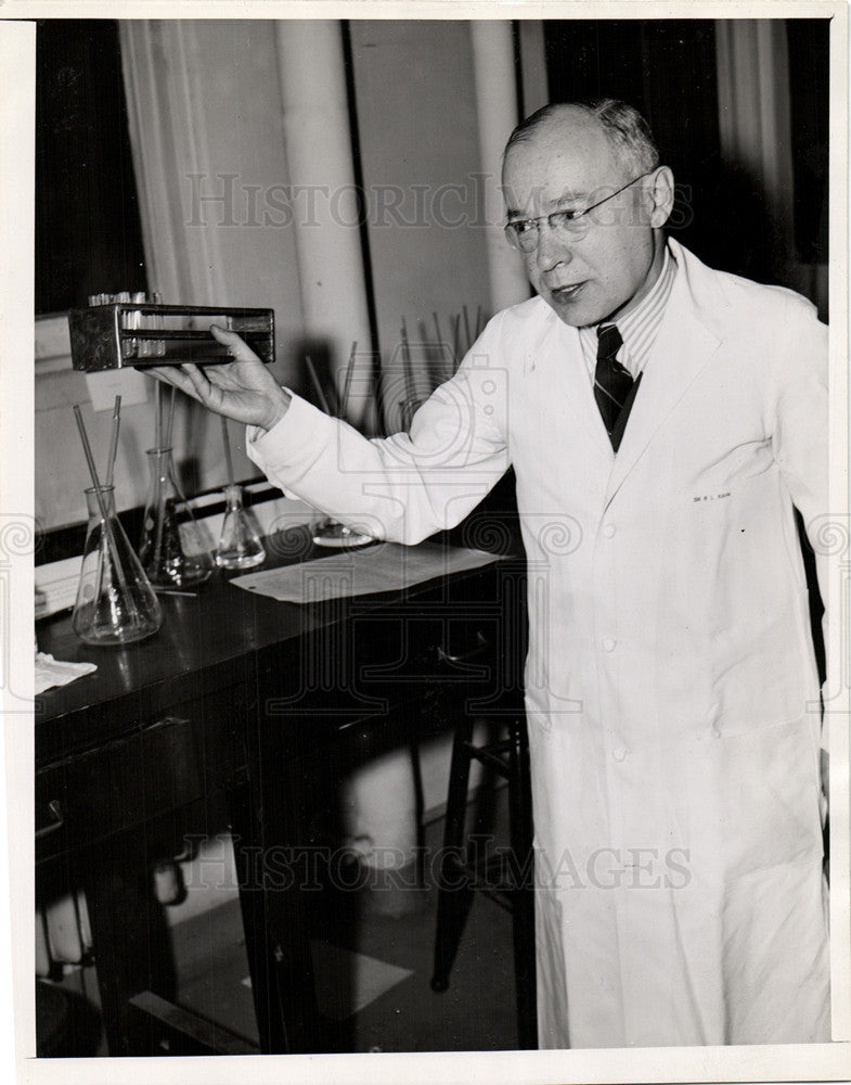 1943 Press Photo R.L.Kahn University of Michigan - Historic Images
