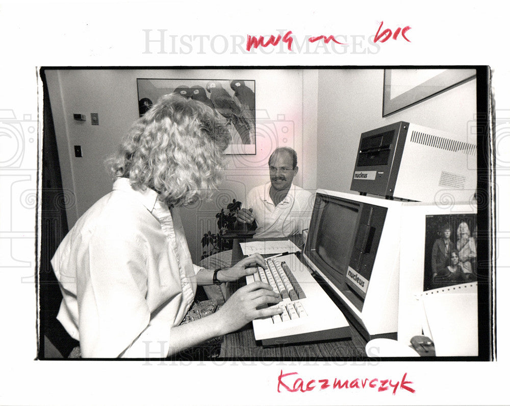 1988 Press Photo Peter Kaczmarczyk Deaf Rochester Tour - Historic Images