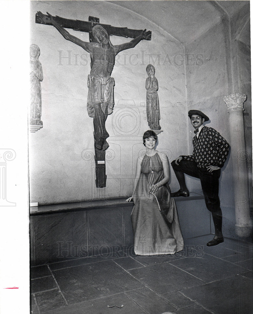 1969 Press Photo artist fashion - Historic Images