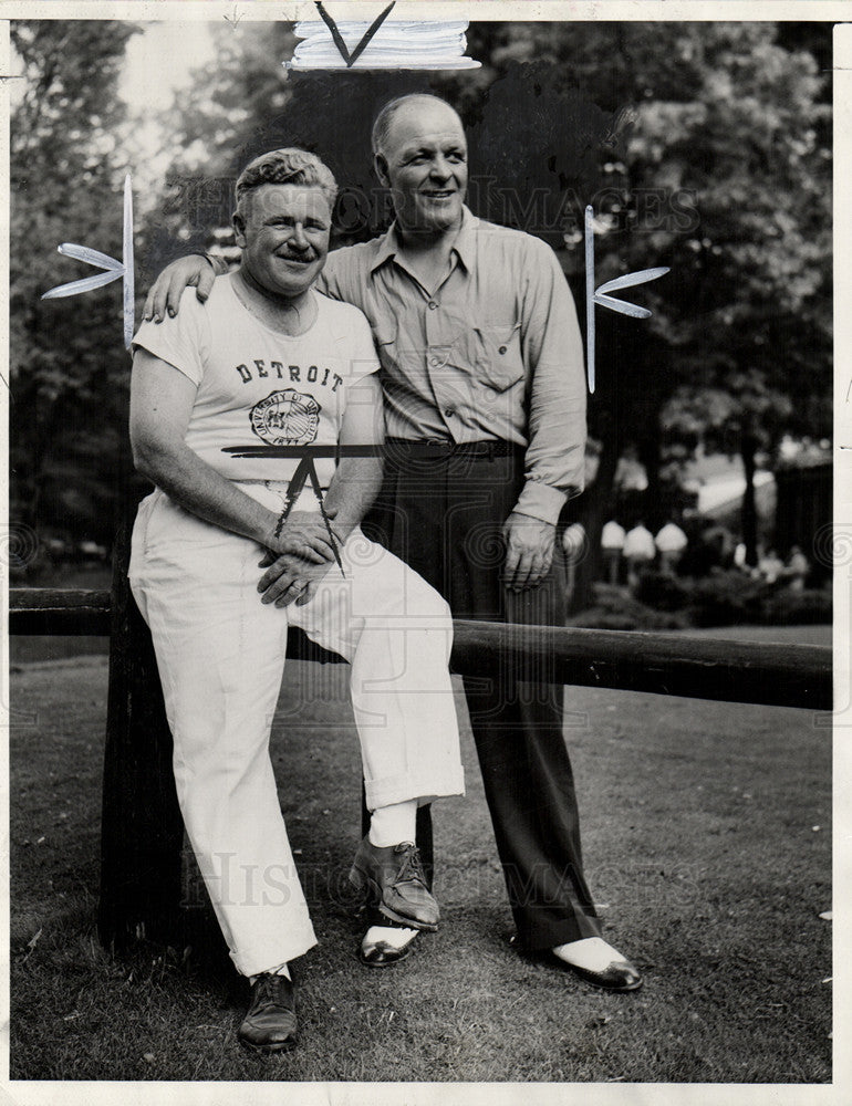 1941 Press Photo William Kelly Joyce Hunk Anderson - Historic Images