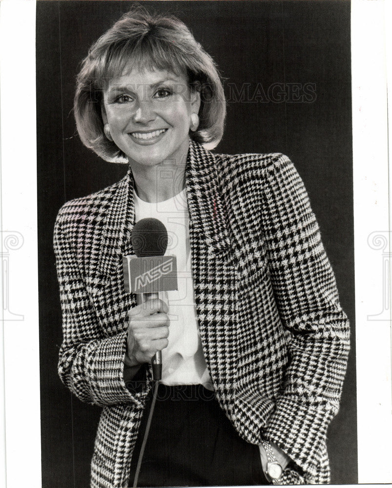 1988 Press Photo Andrea Joyce CBS This Morning co-host - Historic Images