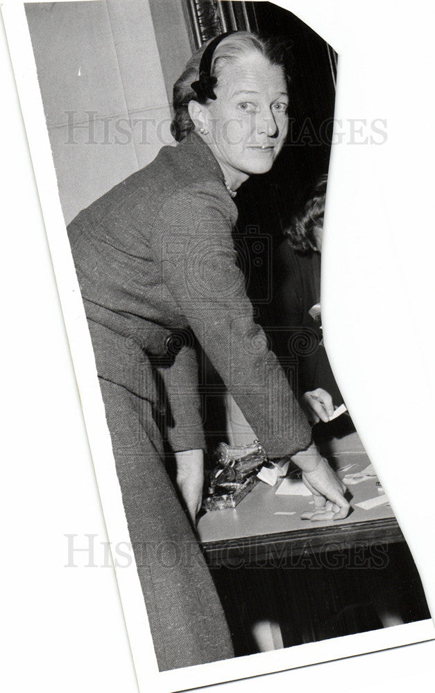 1958 Press Photo Mrs Henry B Joy Jr - Historic Images