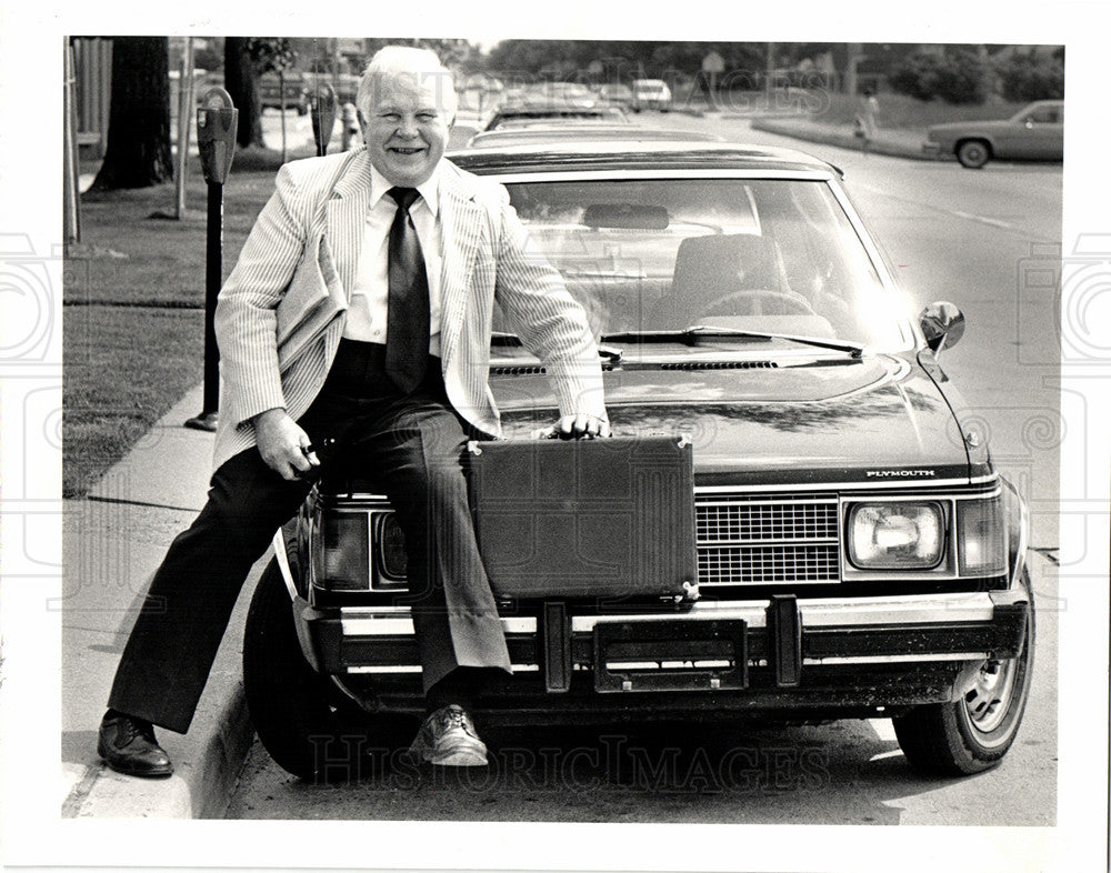 1983 Press Photo Auto Analyst, Arvid Jouopi - Historic Images